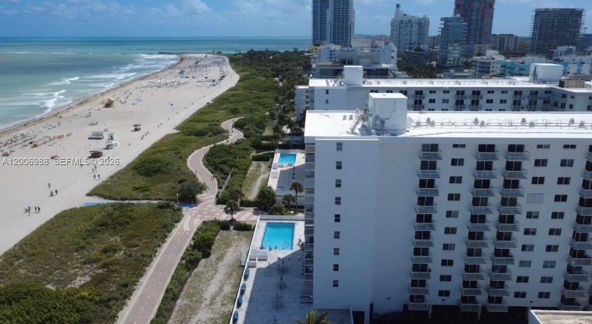 Real estate property located at 401 Ocean Dr #222, Miami-dade, The Presidential Condo, Miami Beach, FL