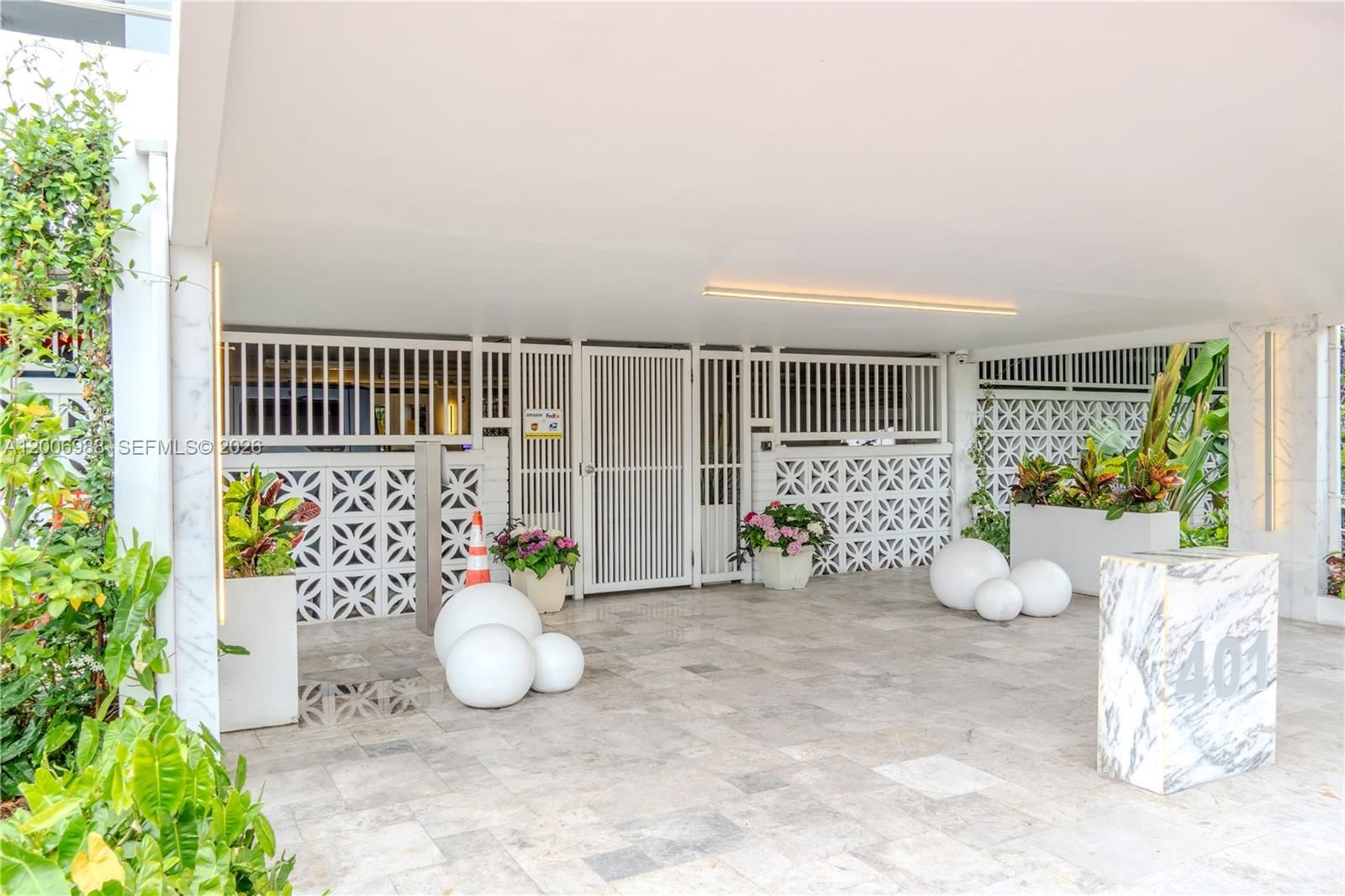 Real estate property located at 401 Ocean Dr #222, Miami-dade, The Presidential Condo, Miami Beach, FL