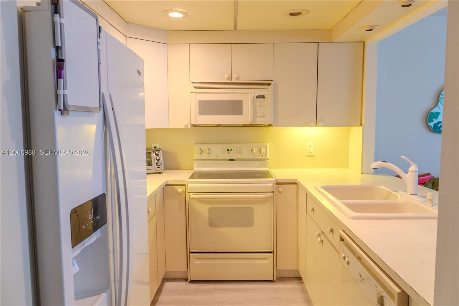 Real estate property located at 401 Ocean Dr #222, Miami-dade, The Presidential Condo, Miami Beach, FL