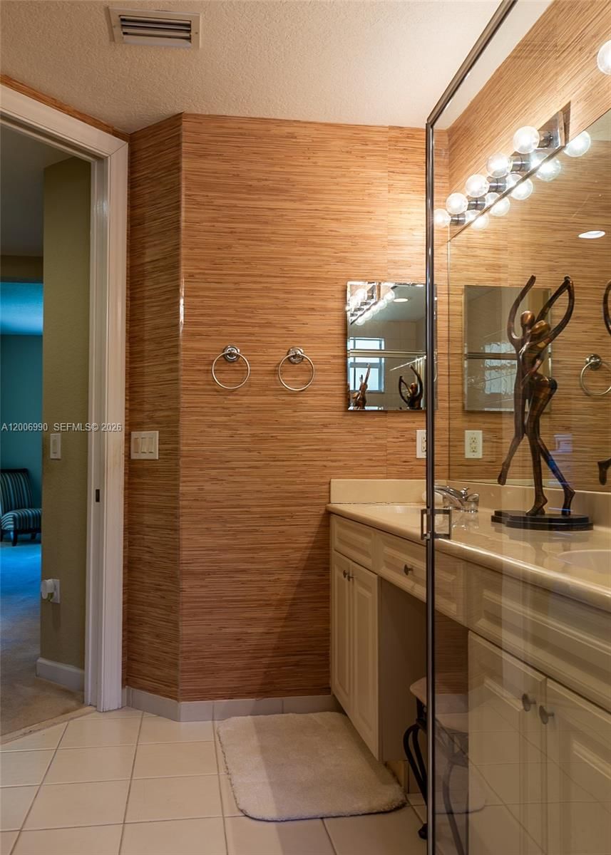 Real estate property located at 7901 128th Ln #11-A, Broward, Cypress Point I At Heron B, Parkland, FL