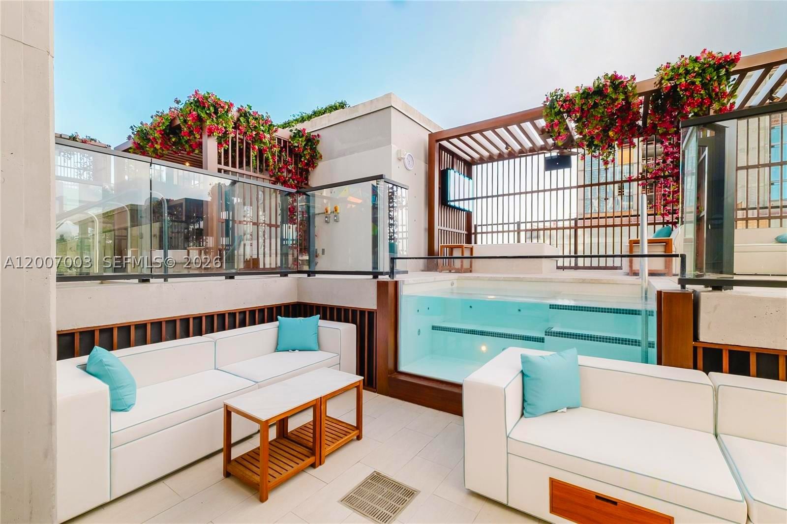Real estate property located at 20 11th St #4202, Miami-dade, Eleven Hotel And Residence, Miami, FL