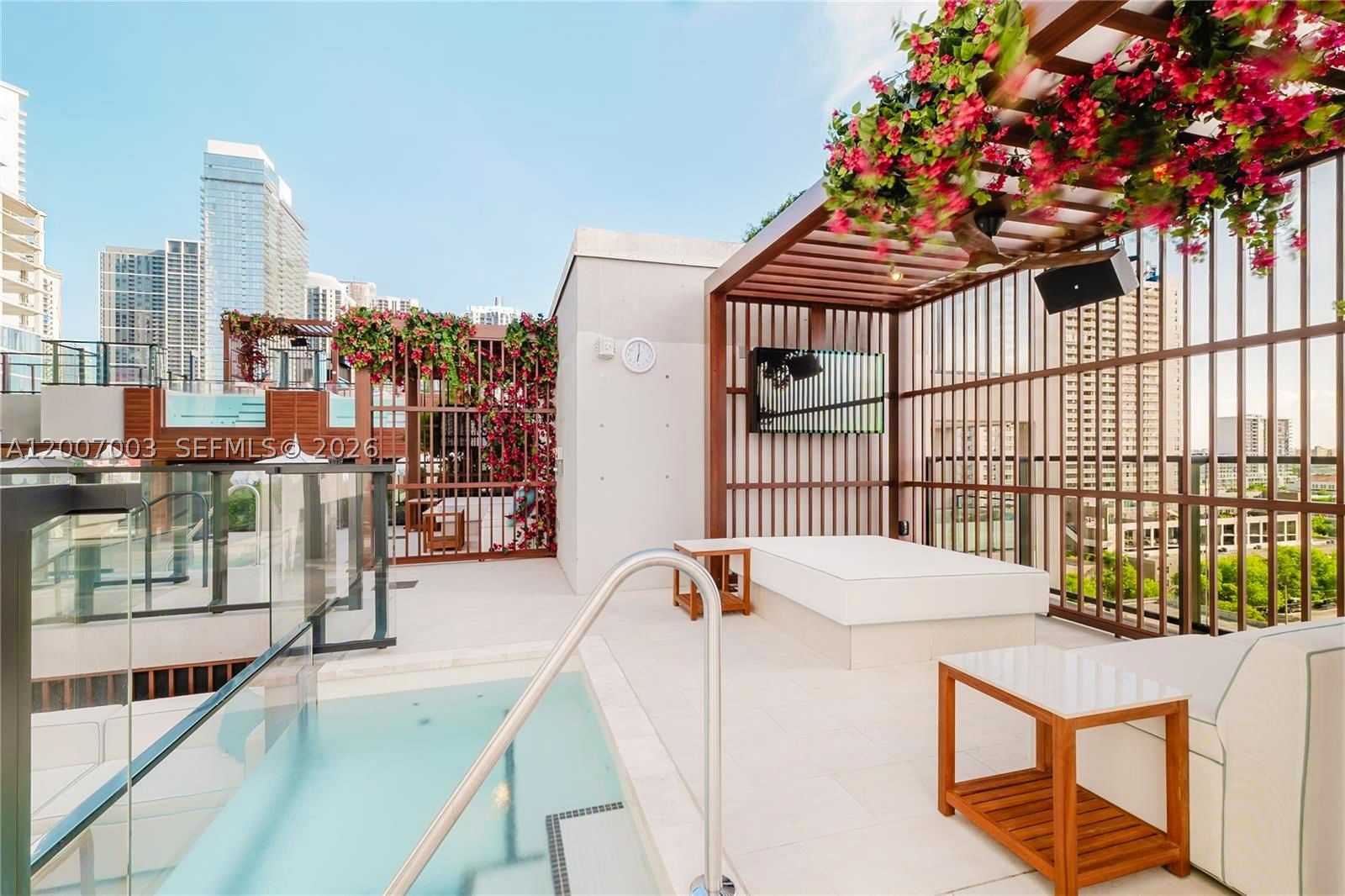 Real estate property located at 20 11th St #4202, Miami-dade, Eleven Hotel And Residence, Miami, FL