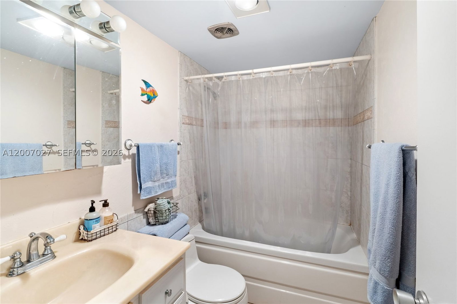 Real estate property located at 900 12th St #108, Broward, Rio Nuevo A Condo, Fort Lauderdale, FL
