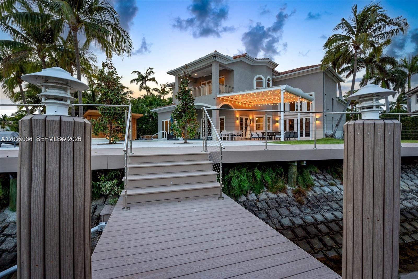 Real estate property located at 1260 Harbor Ct, Broward, Three Islands 3rd Section, Hollywood, FL