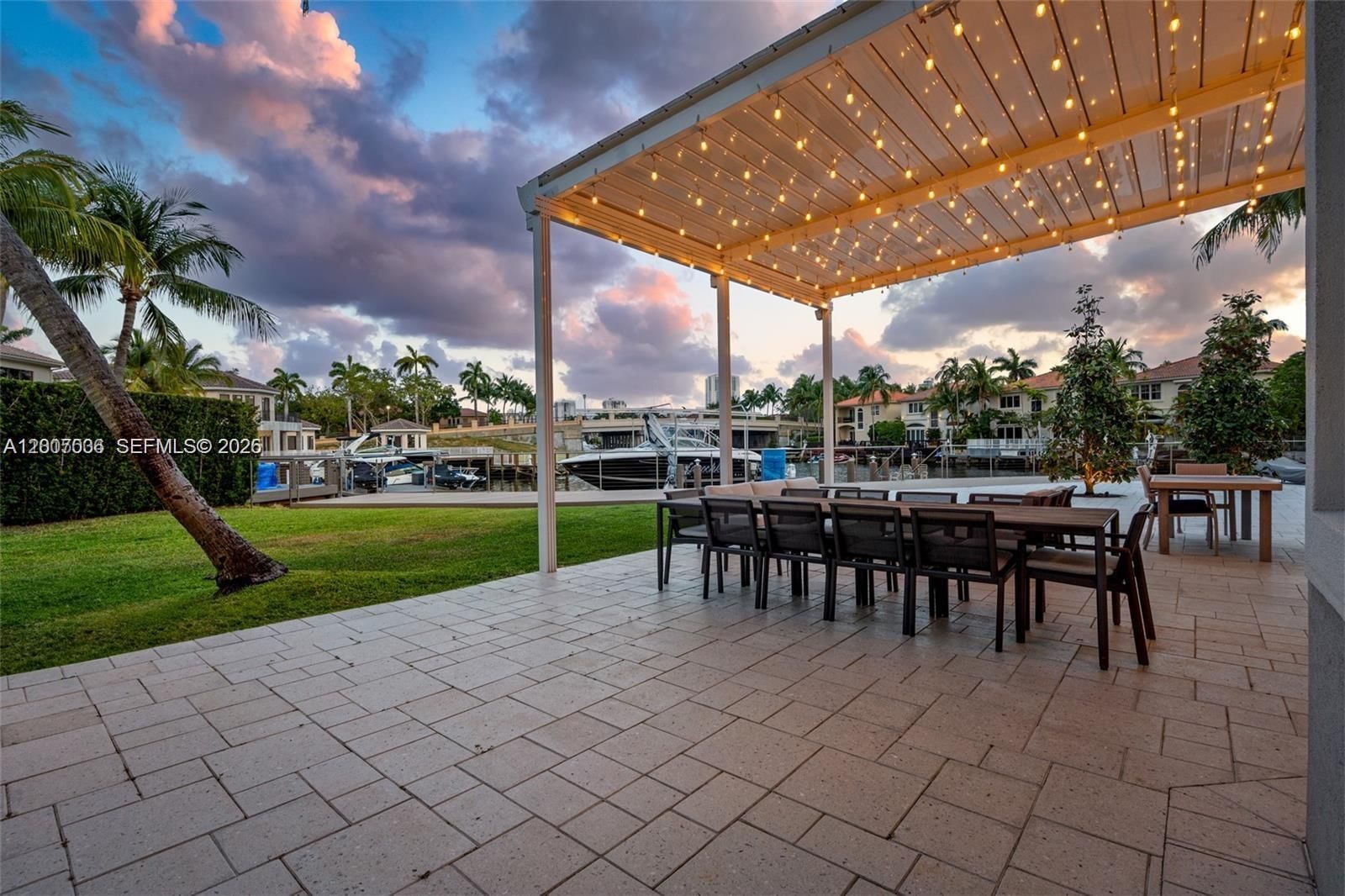 Real estate property located at 1260 Harbor Ct, Broward, Three Islands 3rd Section, Hollywood, FL