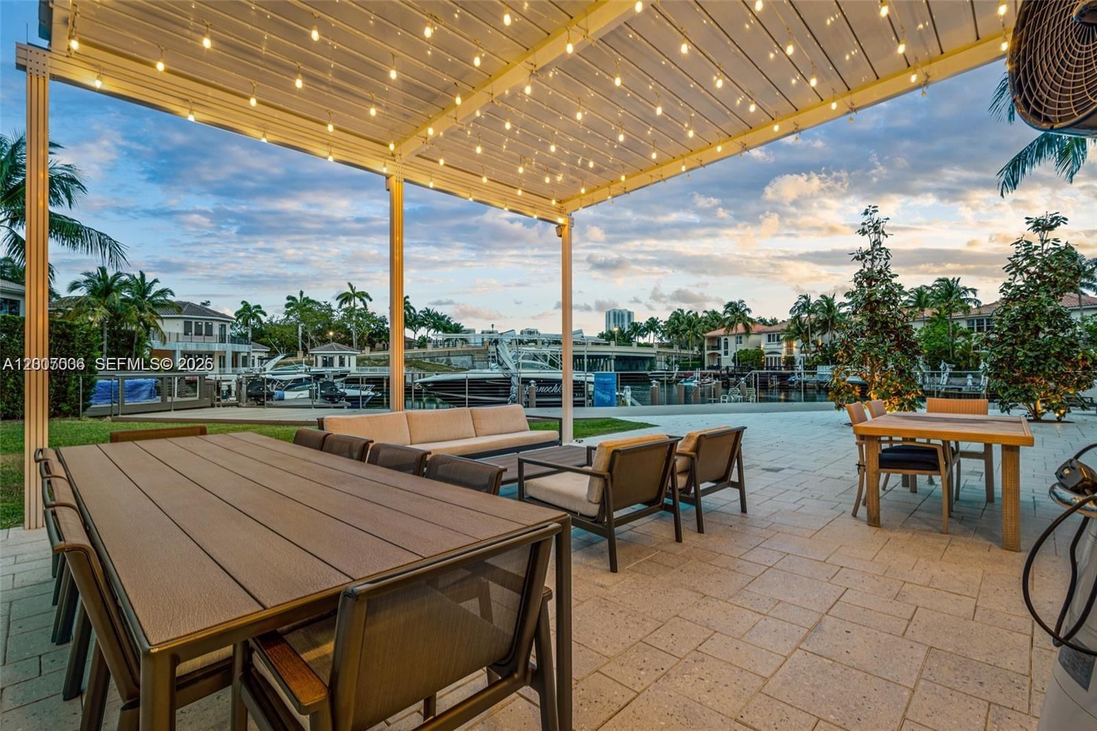 Real estate property located at 1260 Harbor Ct, Broward, Three Islands 3rd Section, Hollywood, FL