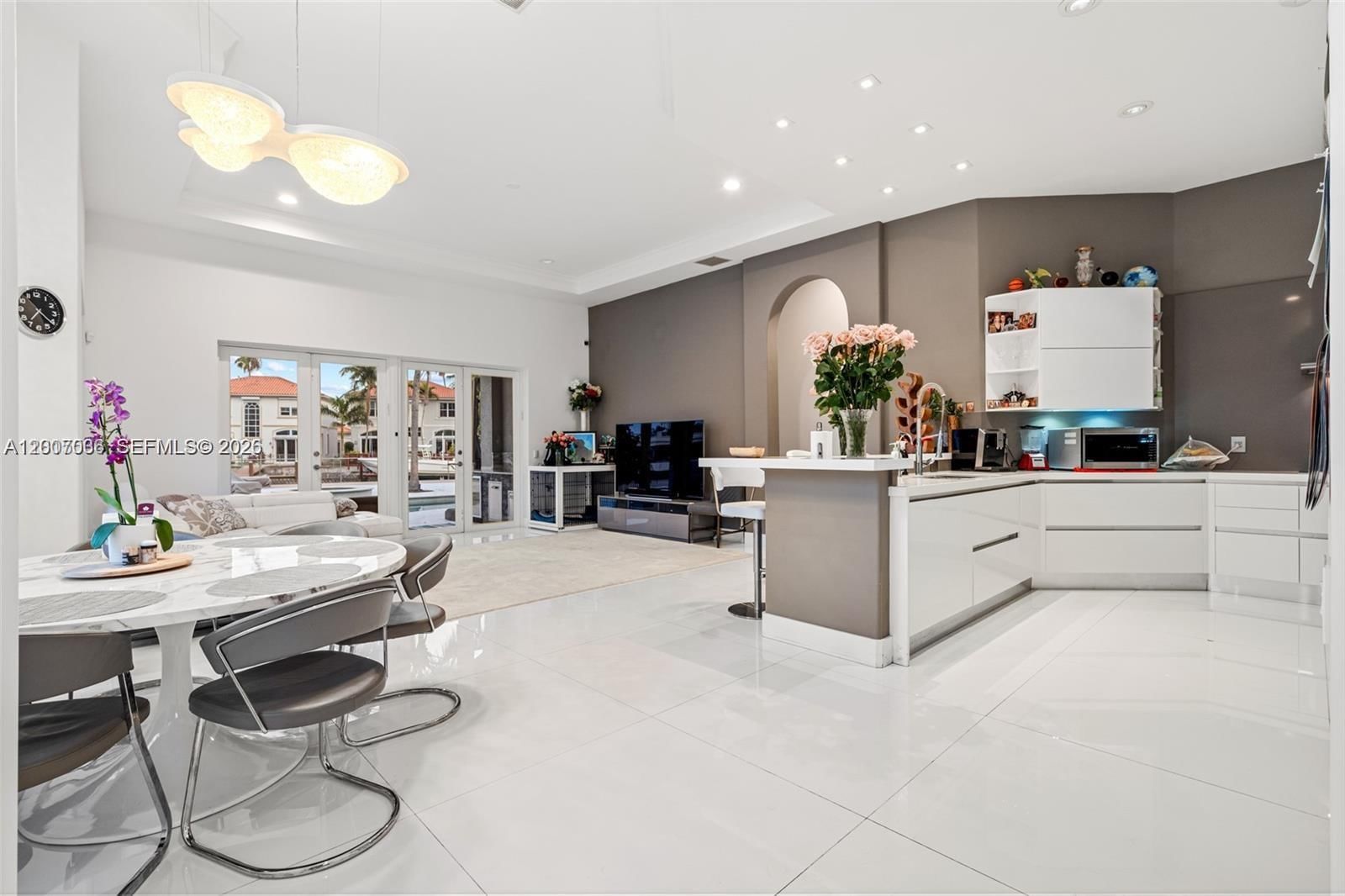 Real estate property located at 1260 Harbor Ct, Broward, Three Islands 3rd Section, Hollywood, FL