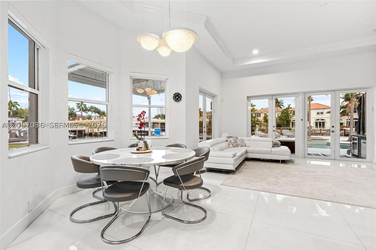 Real estate property located at 1260 Harbor Ct, Broward, Three Islands 3rd Section, Hollywood, FL