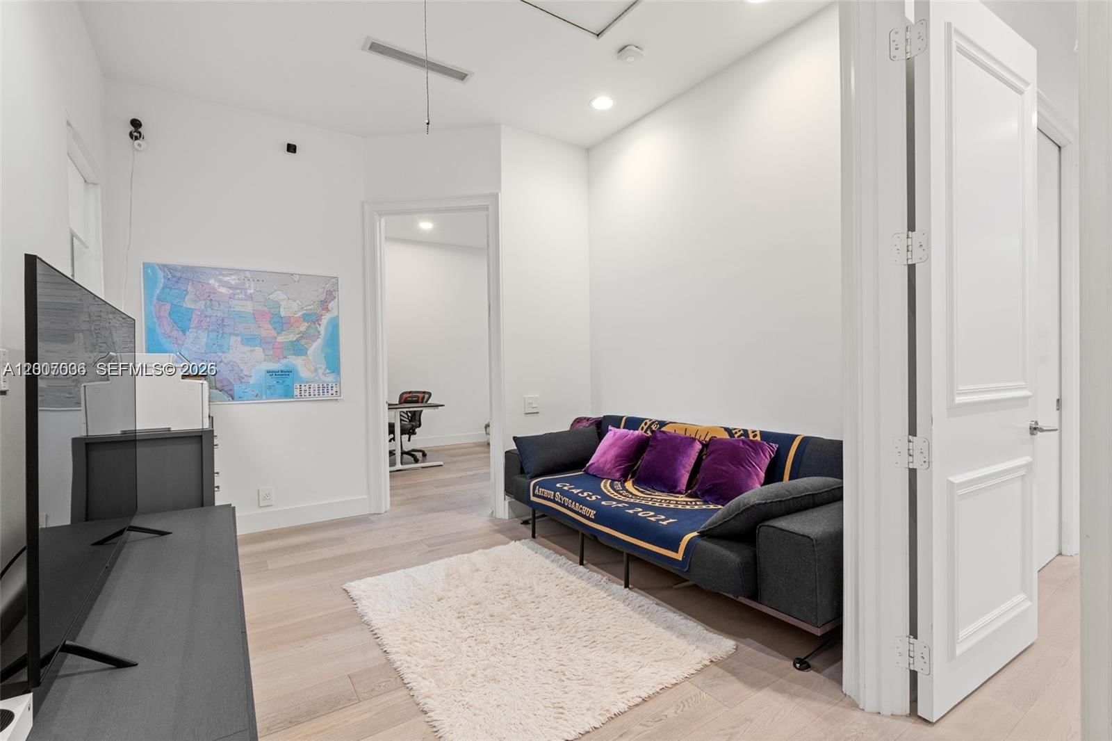 Real estate property located at 1260 Harbor Ct, Broward, Three Islands 3rd Section, Hollywood, FL