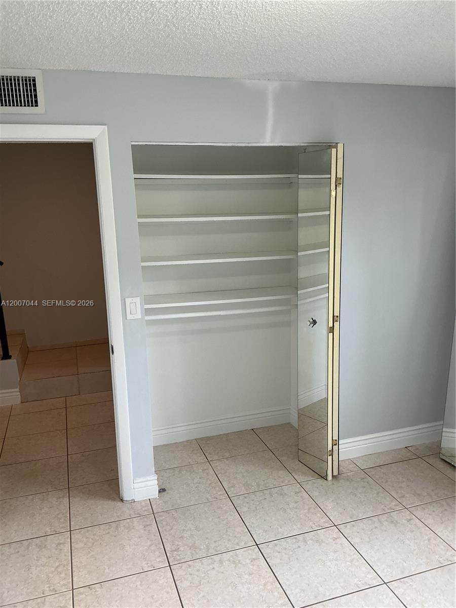 Real estate property located at 1321 Partridge Close #60, Broward, Blue Lake Townhouses Cond, Pompano Beach, FL