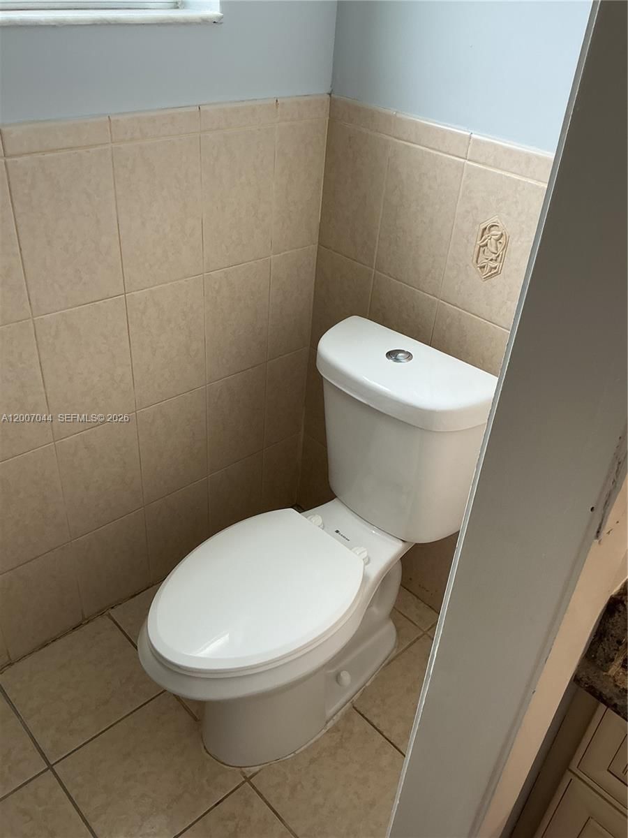 Real estate property located at 1321 Partridge Close #60, Broward, Blue Lake Townhouses Cond, Pompano Beach, FL