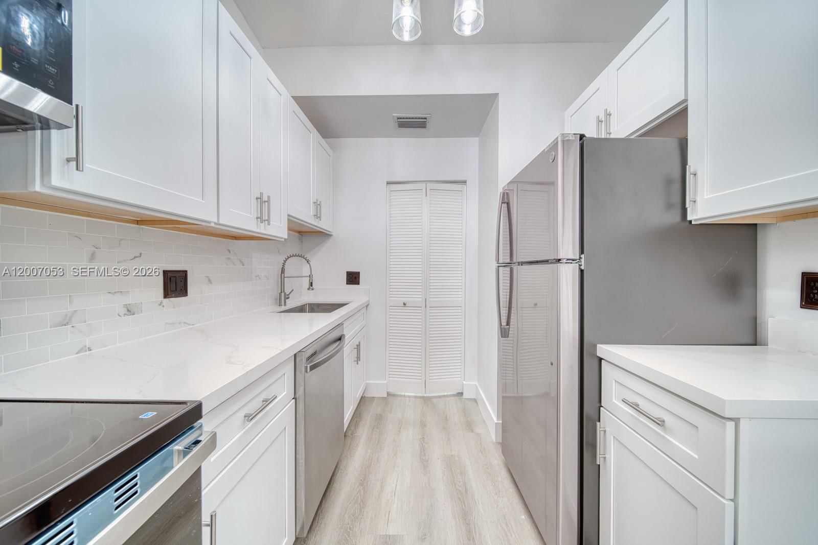 Real estate property located at 1720 92nd Ave, Broward, Everglades Sugar & Land, Pembroke Pines, FL