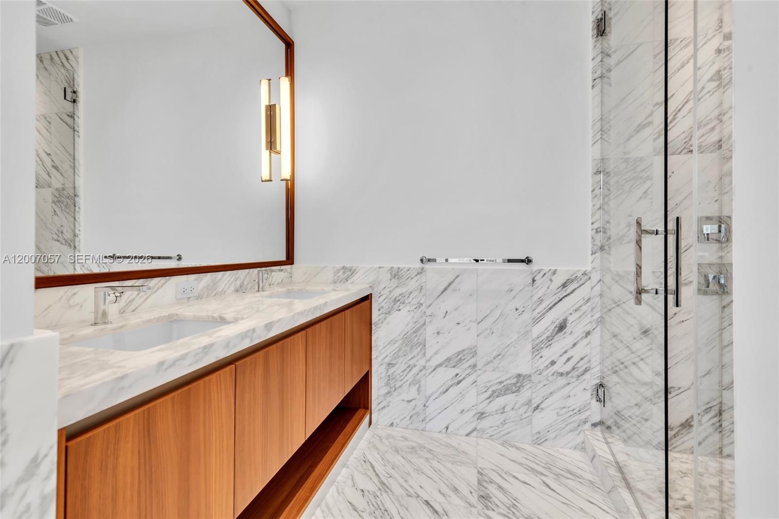 Real estate property located at 175 25 Road #803, Miami-dade, Una Residence Unit 803, Miami, FL