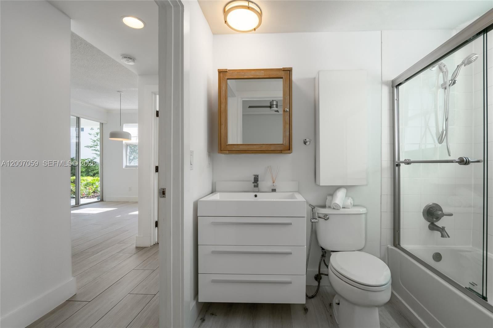 Real estate property located at 3245 184th St #13109, Miami-dade, Village By The Bay Condo, Aventura, FL