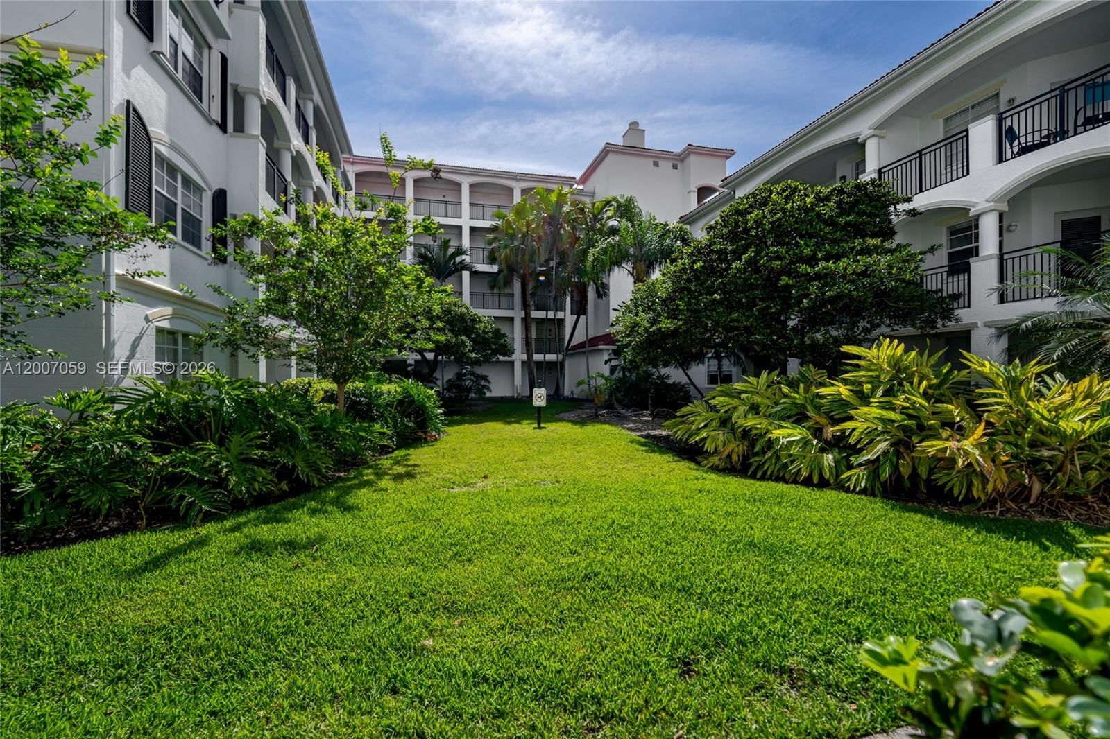 Real estate property located at 3245 184th St #13109, Miami-dade, Village By The Bay Condo, Aventura, FL