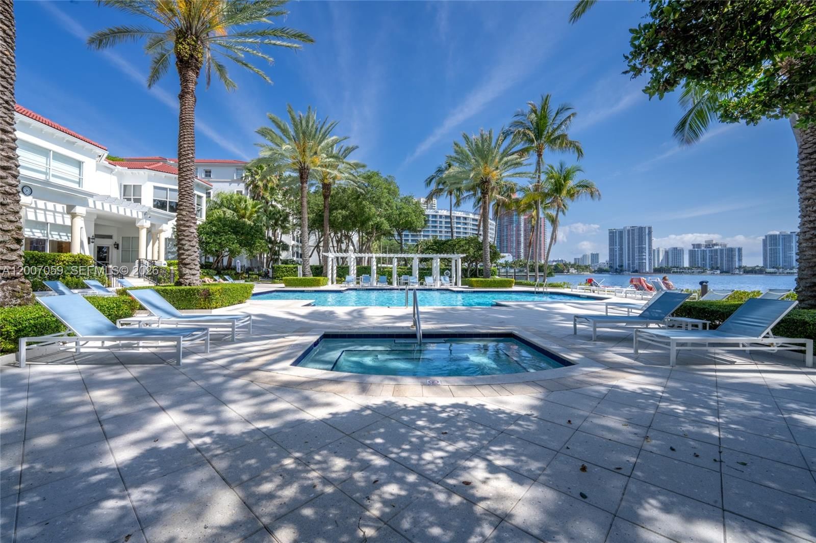 Real estate property located at 3245 184th St #13109, Miami-dade, Village By The Bay Condo, Aventura, FL