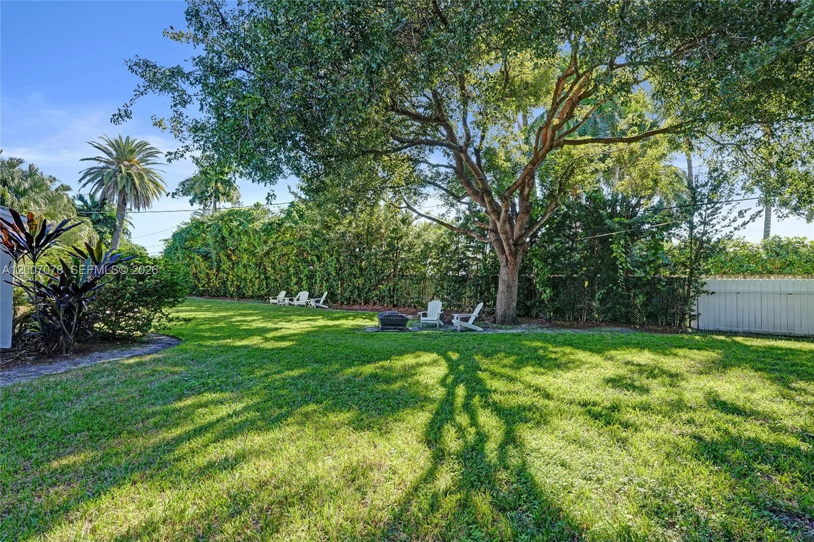 Real estate property located at 940 Hollywood Blvd, Broward, Hollywood Lakes Section, Hollywood, FL