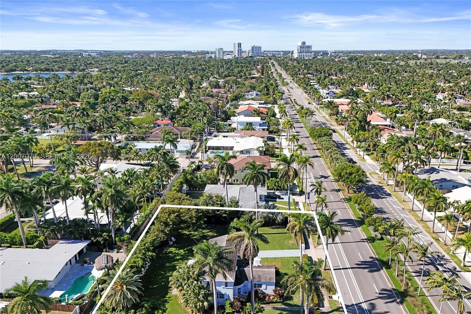 Real estate property located at 940 Hollywood Blvd, Broward, Hollywood Lakes Section, Hollywood, FL