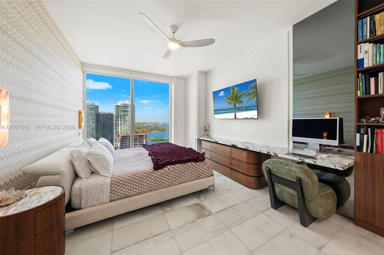 Real estate property located at 700 26th Ter #4206, Miami-dade, Escottonia Park, Miami, FL