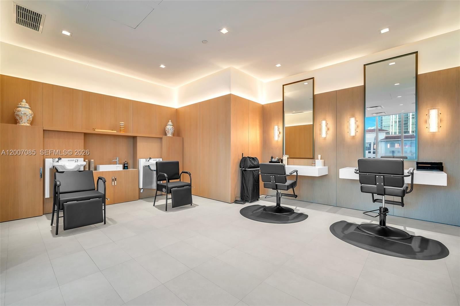 Real estate property located at 700 26th Ter #4206, Miami-dade, Escottonia Park, Miami, FL