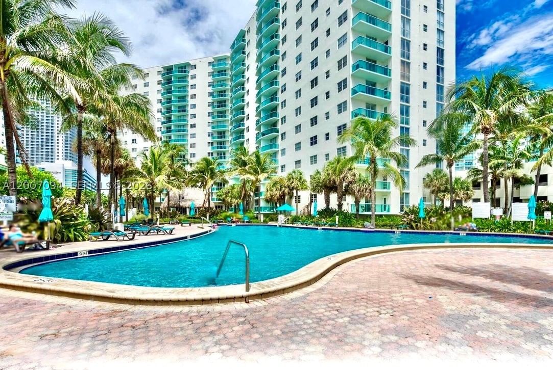 Real estate property located at 3901 Ocean Dr #14P, Broward, Tides On Hollywood Beach, Hollywood, FL