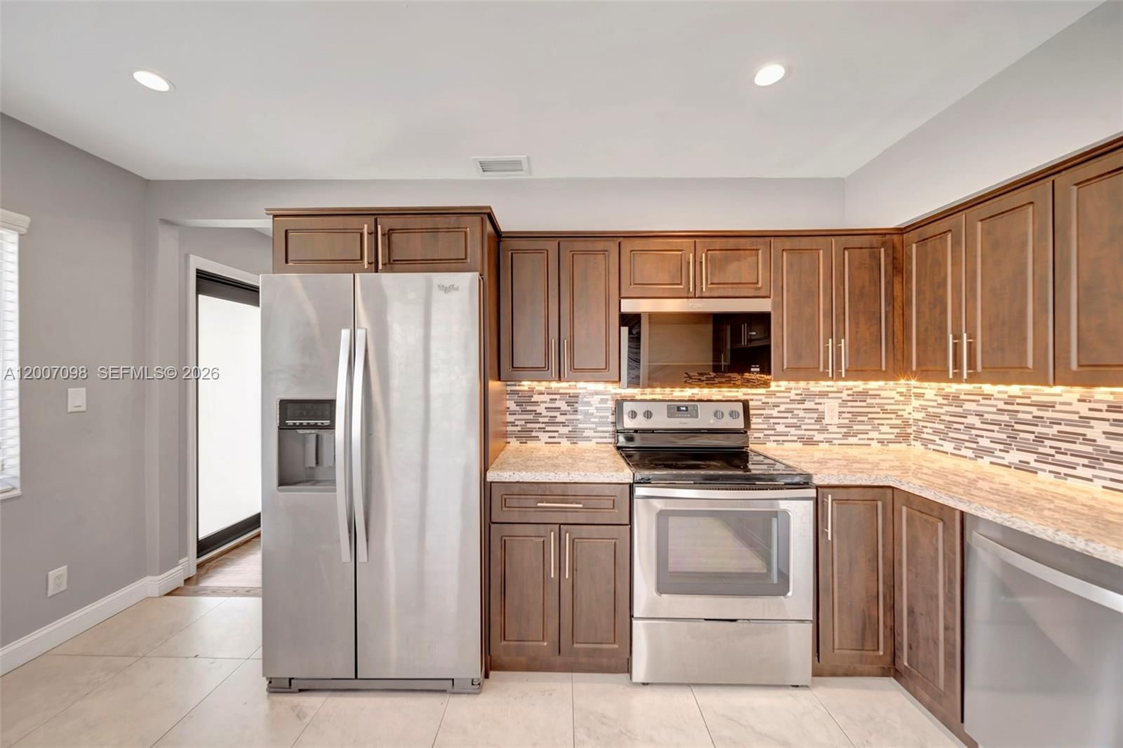 Real estate property located at 7470 37th St, Miami-dade, Central Miami Part 6, Miami, FL