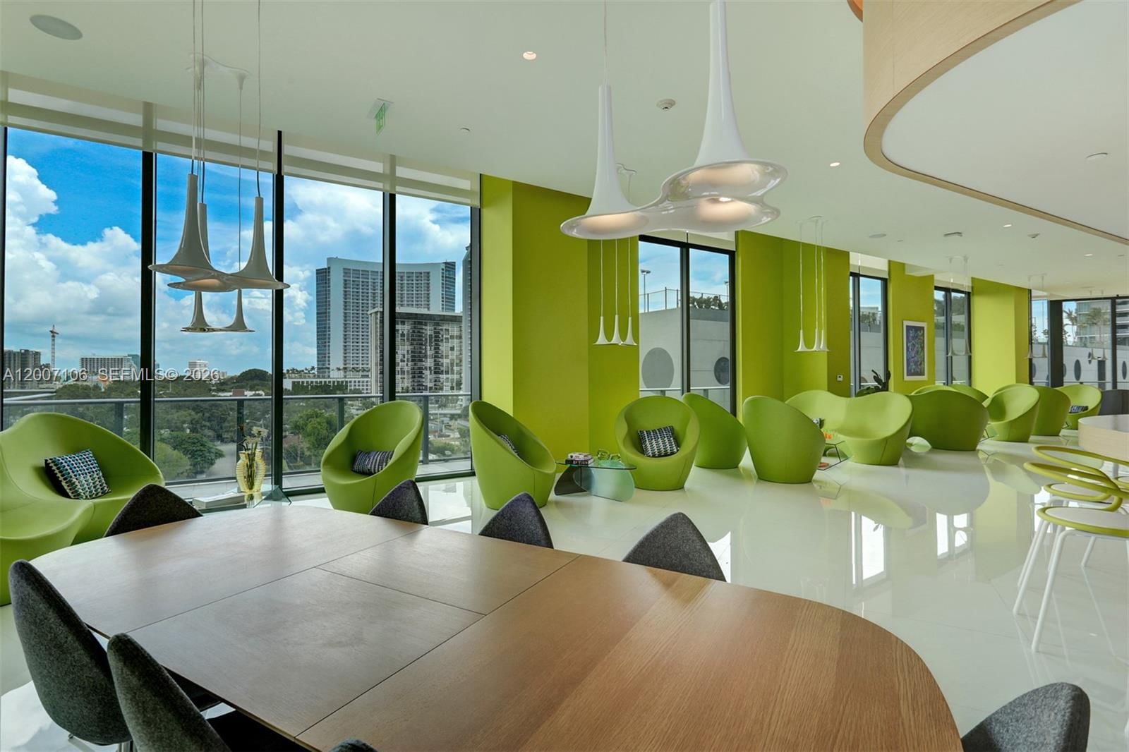 Real estate property located at 501 31st St #910, Miami-dade, Paraiso Bayviews Condo, Miami, FL