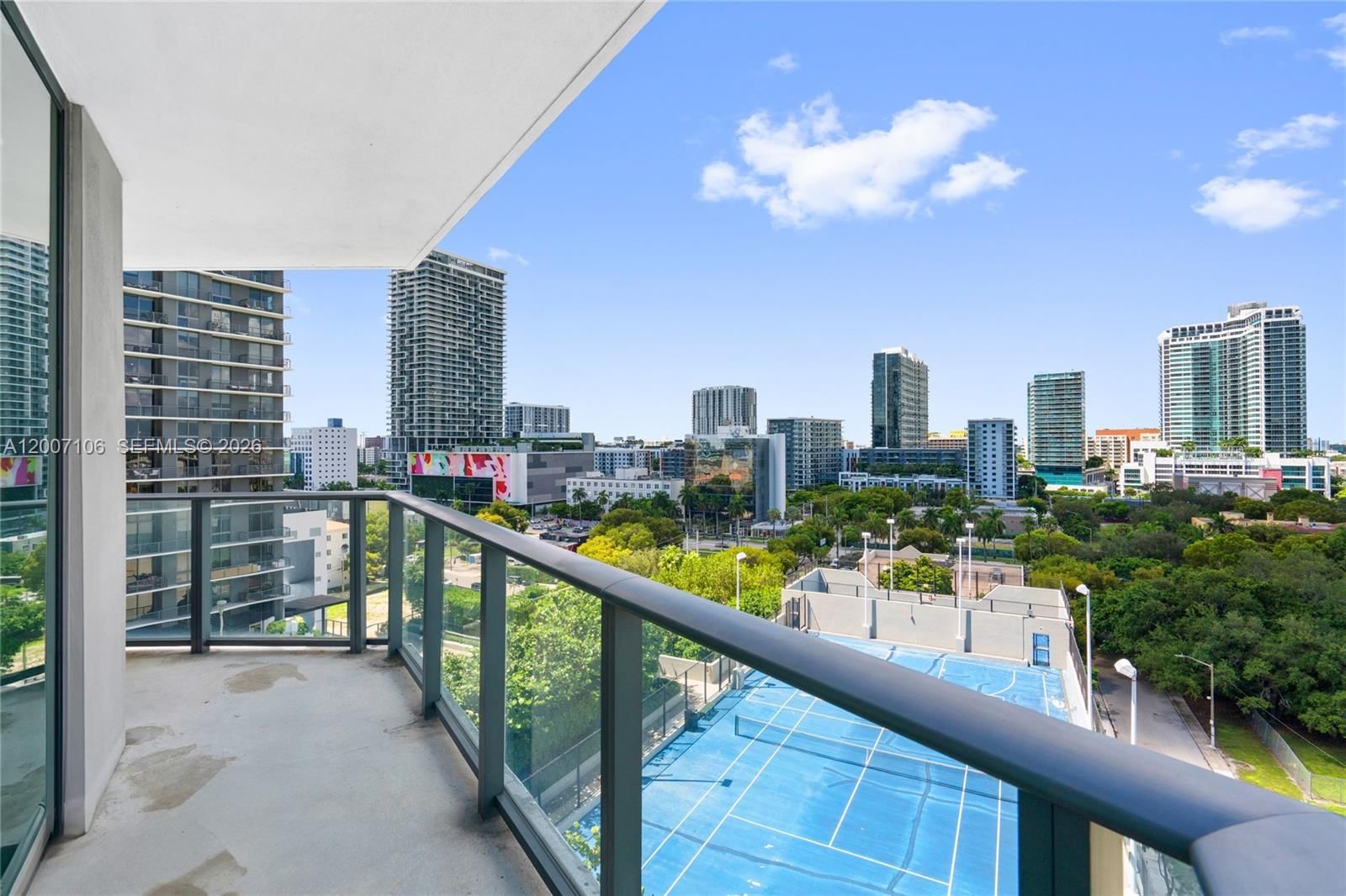 Real estate property located at 501 31st St #910, Miami-dade, Paraiso Bayviews Condo, Miami, FL