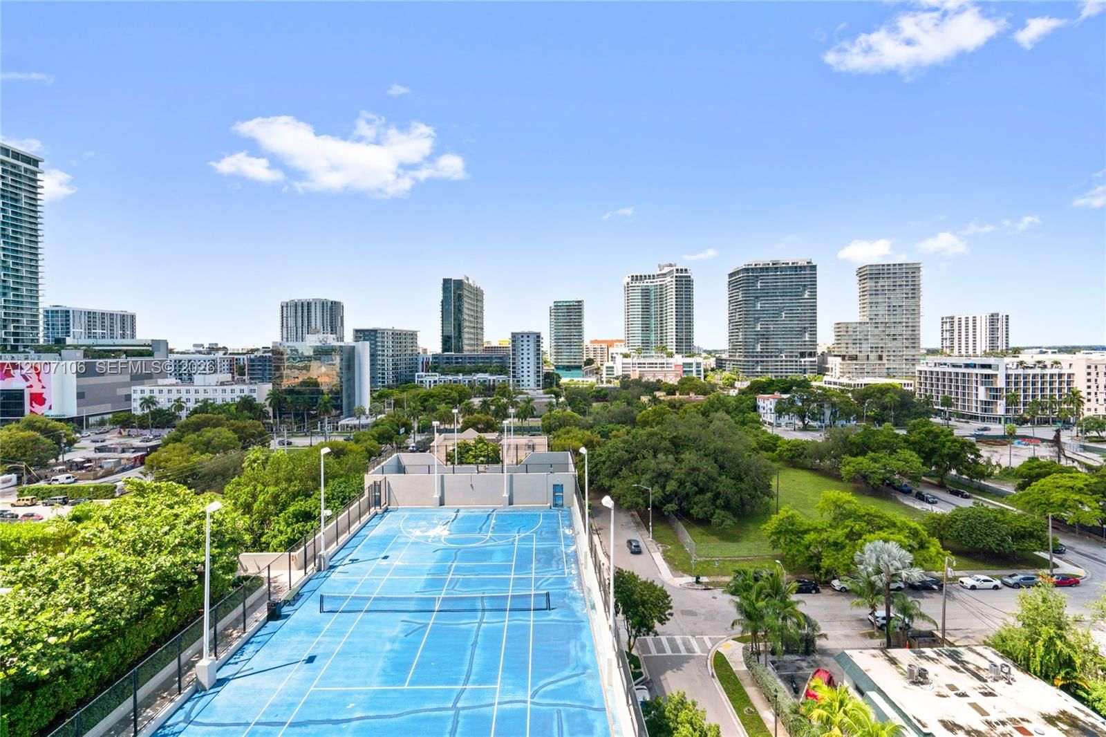 Real estate property located at 501 31st St #910, Miami-dade, Paraiso Bayviews Condo, Miami, FL