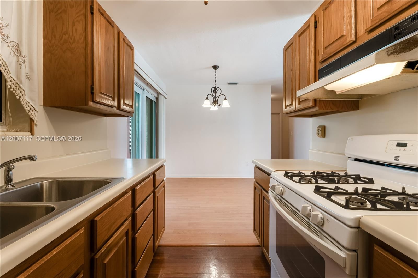 Real estate property located at 19930 Christmas Rd, Miami-dade, Pine Tree Manor Sec 3, Cutler Bay, FL