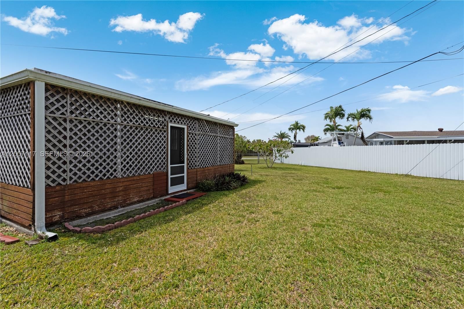 Real estate property located at 19930 Christmas Rd, Miami-dade, Pine Tree Manor Sec 3, Cutler Bay, FL