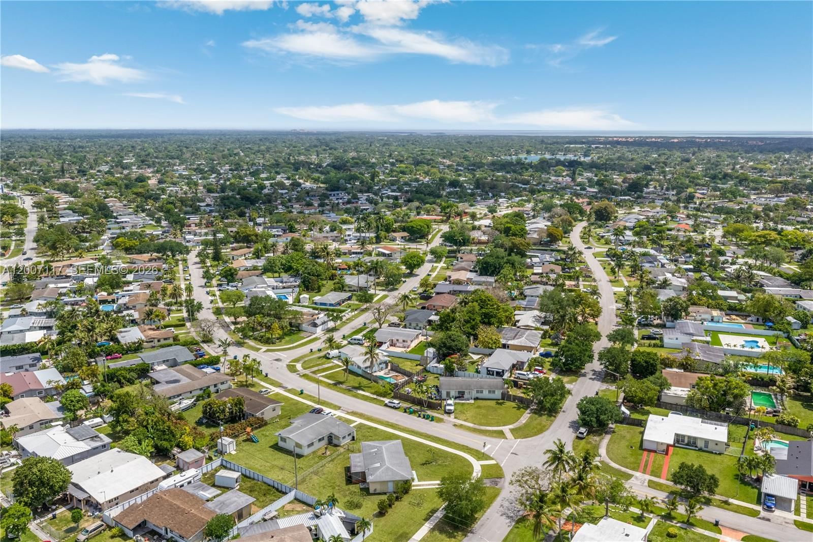 Real estate property located at 19930 Christmas Rd, Miami-dade, Pine Tree Manor Sec 3, Cutler Bay, FL