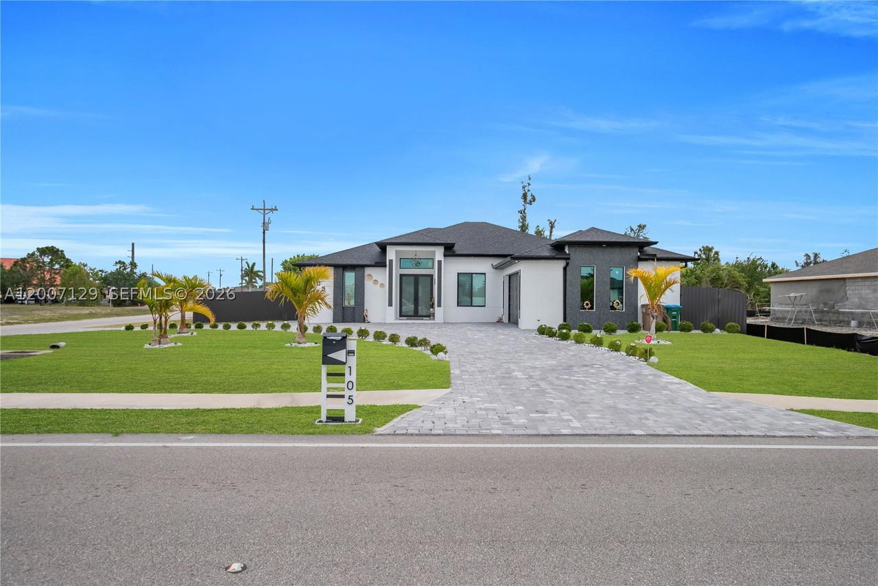 Real estate property located at 105 NELSON RD, Lee, Cape Coral, Cape Coral, FL