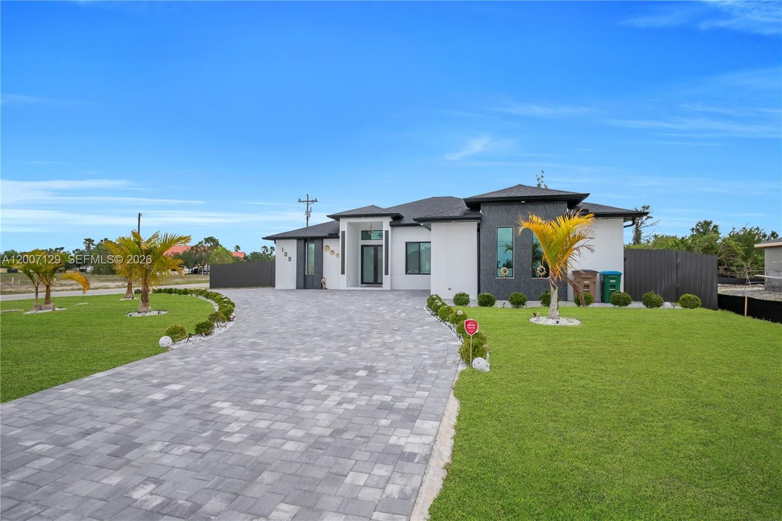 Real estate property located at 105 NELSON RD, Lee, Cape Coral, Cape Coral, FL