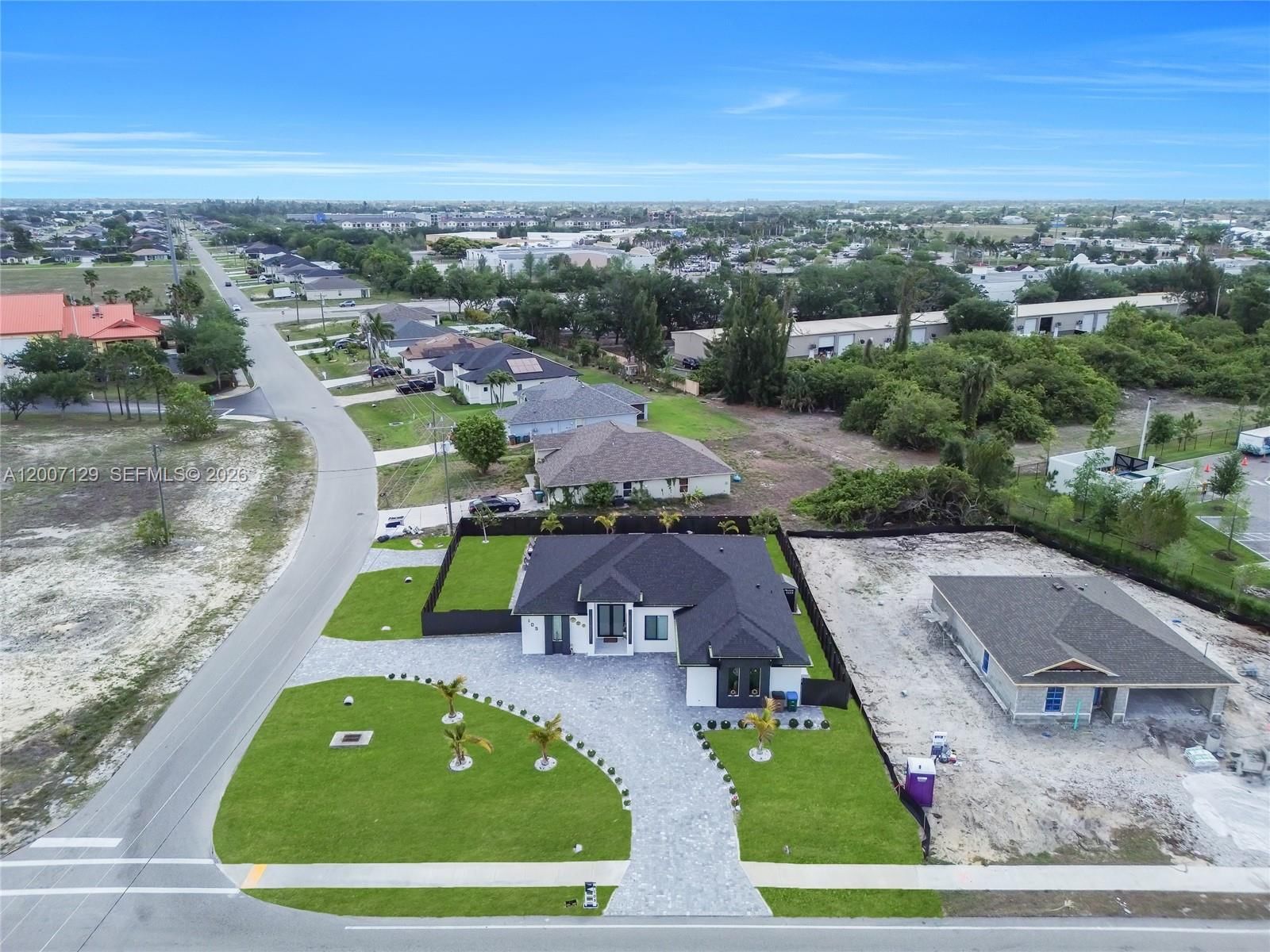 Real estate property located at 105 NELSON RD, Lee, Cape Coral, Cape Coral, FL