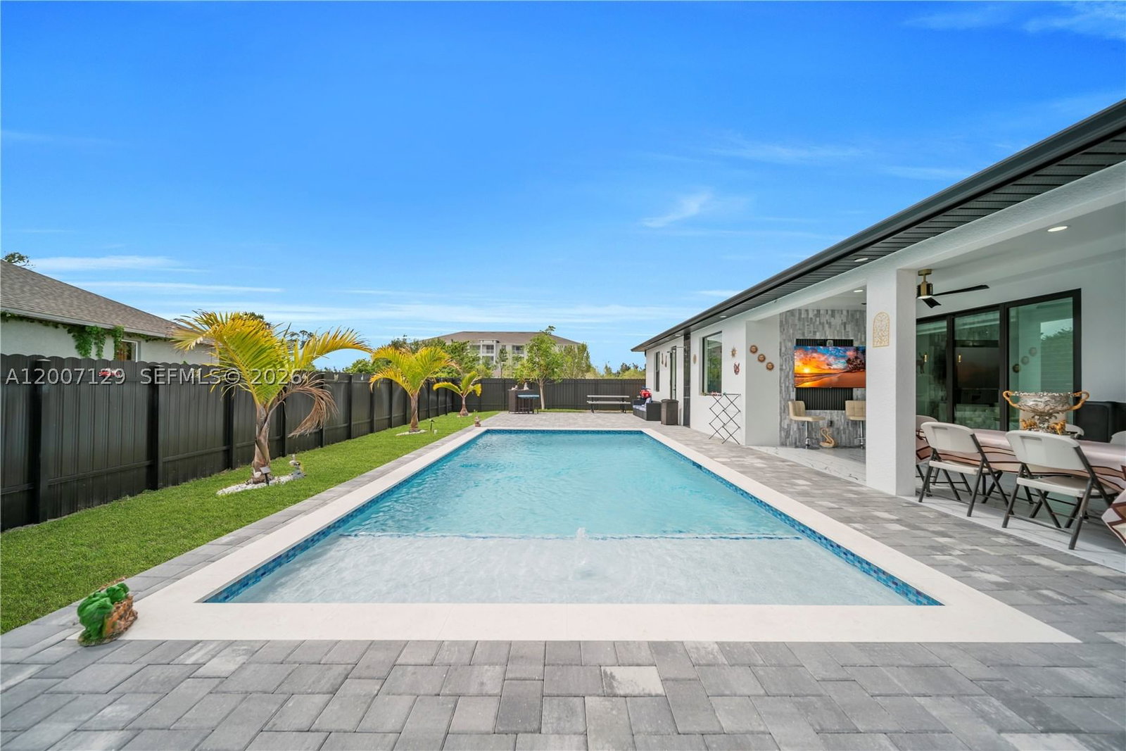 Real estate property located at 105 NELSON RD, Lee, Cape Coral, Cape Coral, FL