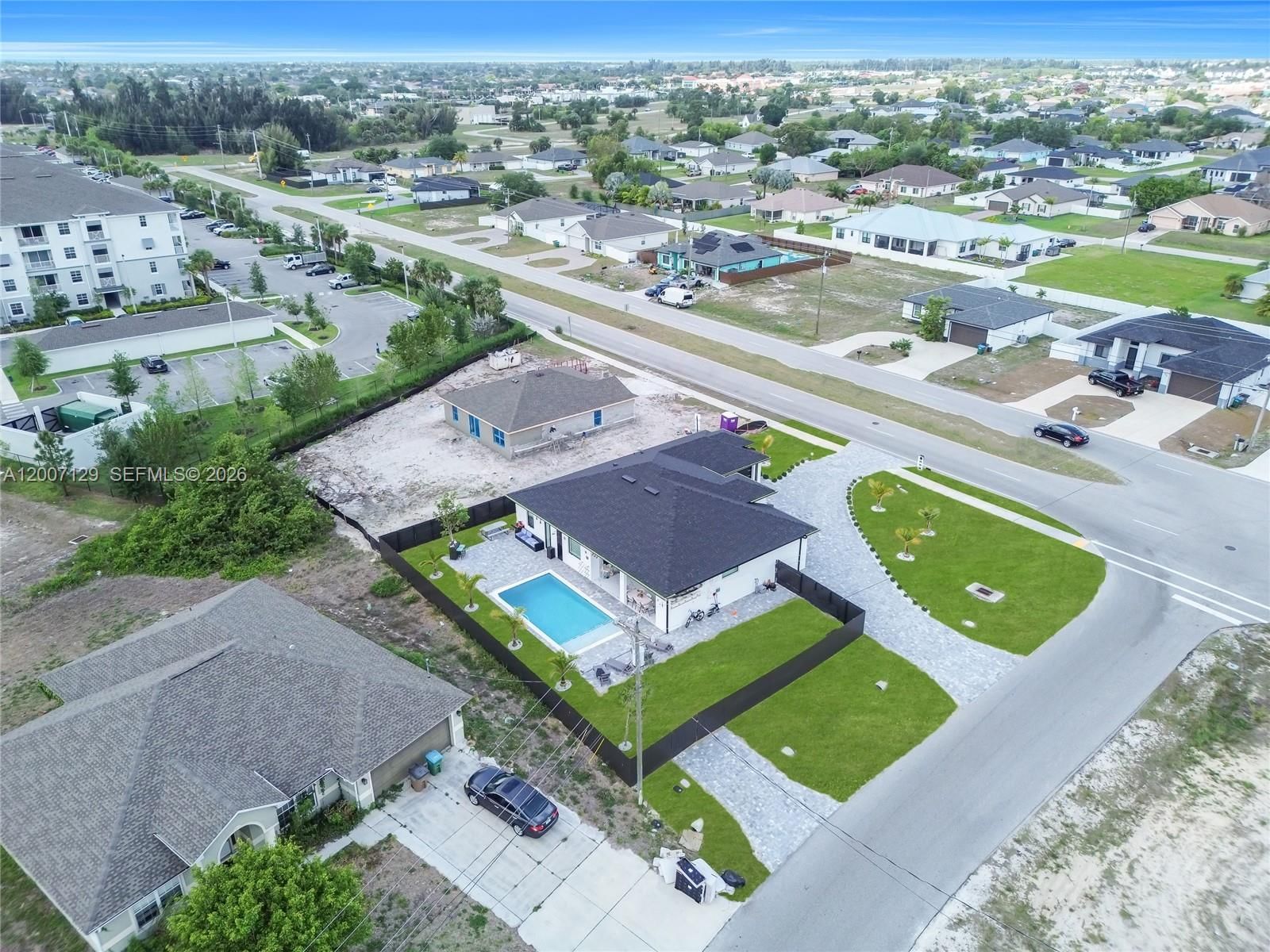 Real estate property located at 105 NELSON RD, Lee, Cape Coral, Cape Coral, FL