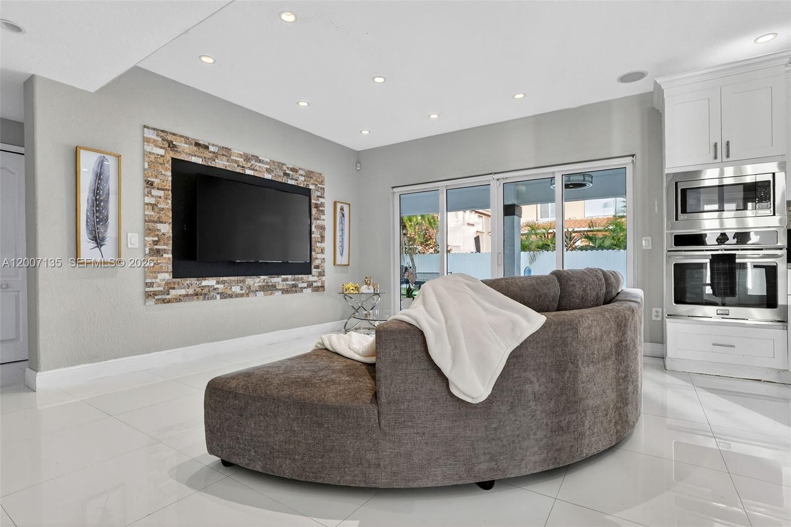 Real estate property located at 5161 159th Ct, Miami-dade, Wonderly Estates Sec 3, Miami, FL