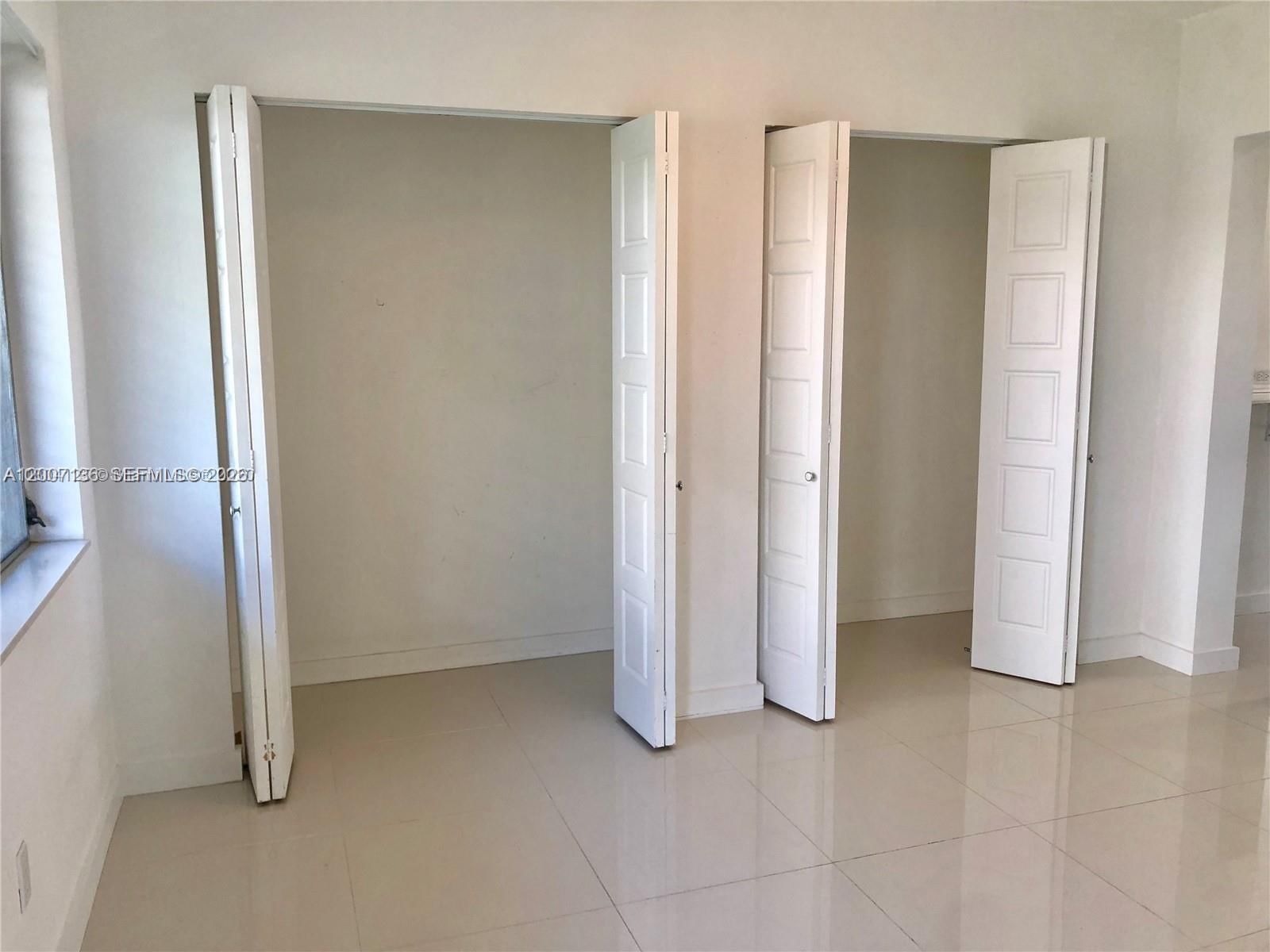 Real estate property located at 2250 Bay Dr #8, Miami-dade, Joycia Apartments Condo, Miami Beach, FL