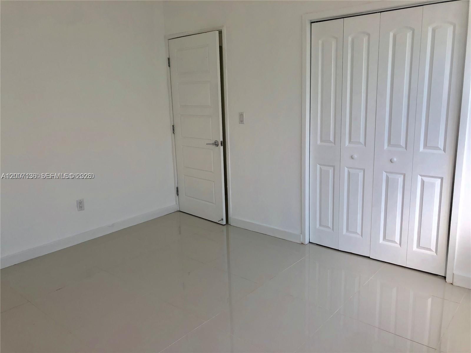 Real estate property located at 2250 Bay Dr #8, Miami-dade, Joycia Apartments Condo, Miami Beach, FL