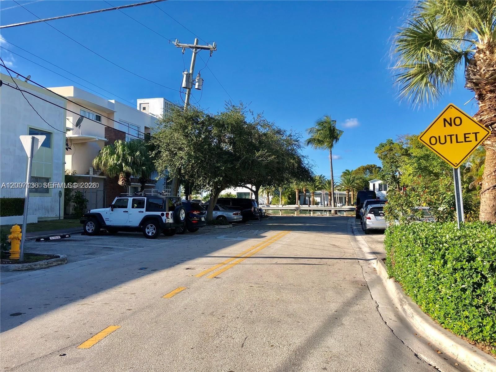 Real estate property located at 2250 Bay Dr #8, Miami-dade, Joycia Apartments Condo, Miami Beach, FL