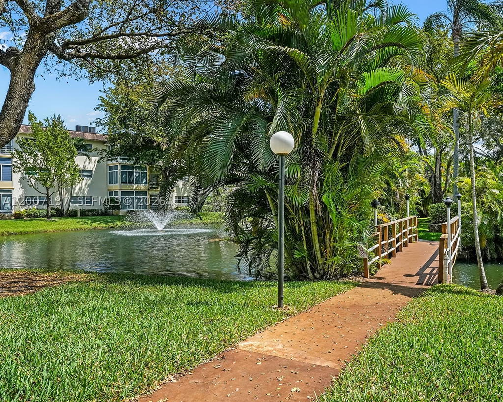 Real estate property located at 5171 Oakland Park Blvd #106, Broward, Petunia Gardens Condo, Lauderdale Lakes, FL