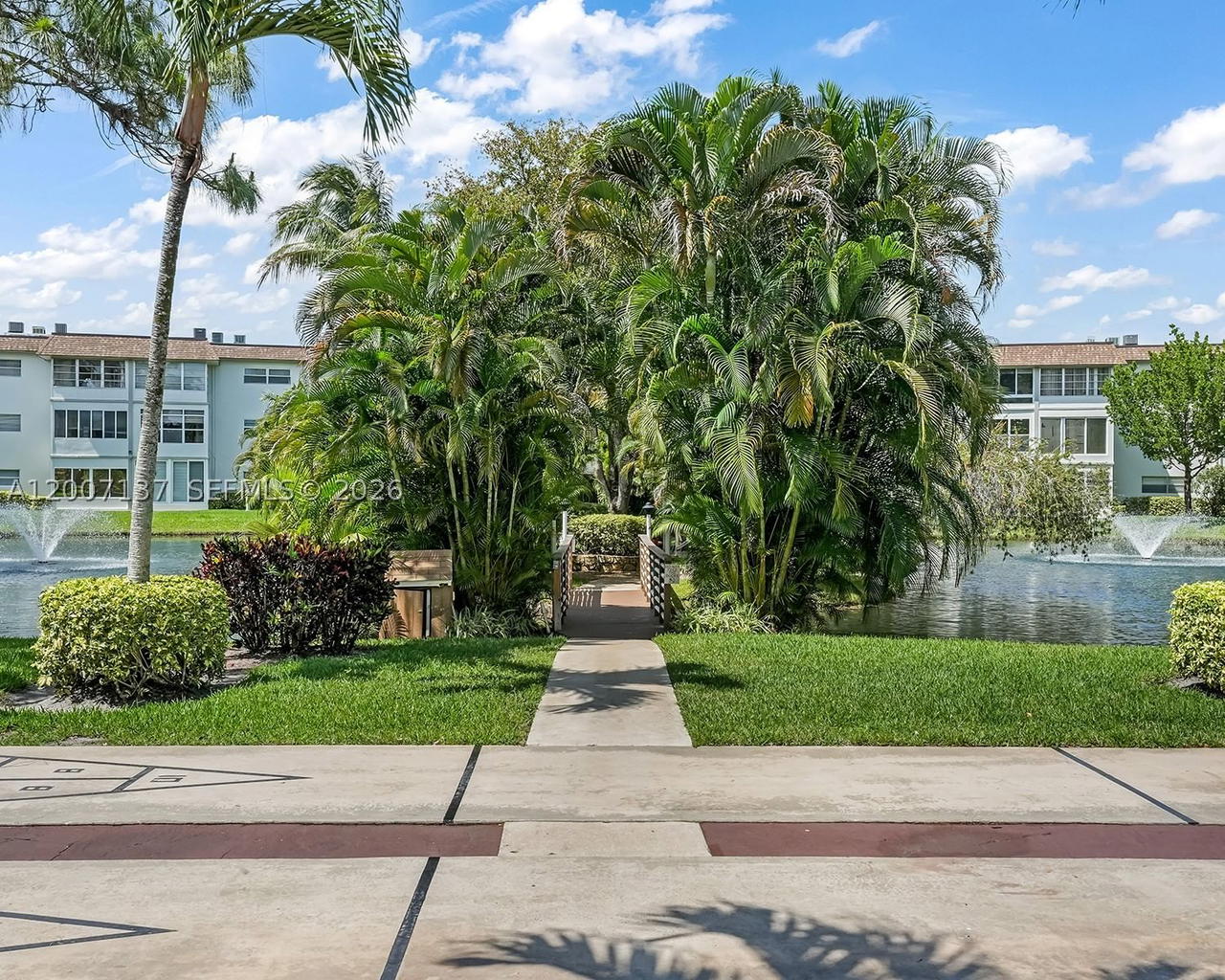 Real estate property located at 5171 Oakland Park Blvd #106, Broward, Petunia Gardens Condo, Lauderdale Lakes, FL