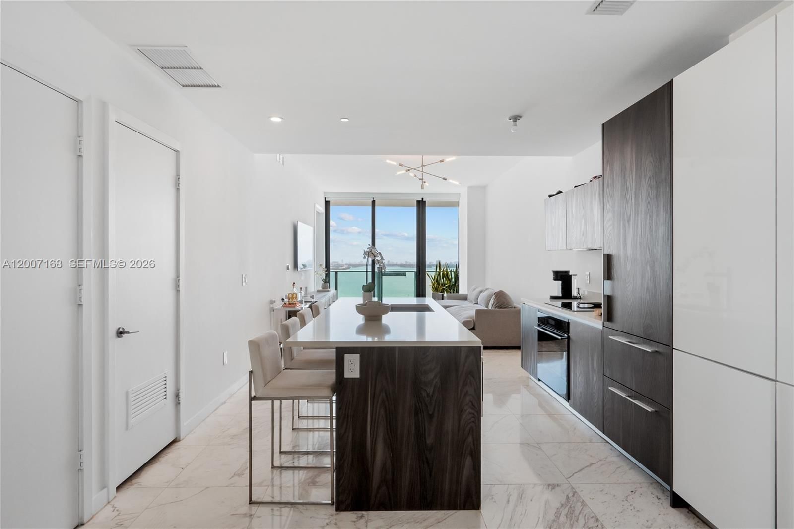 Real estate property located at 480 31st St #2405, Miami-dade, Gran Paraiso Condo, Miami, FL