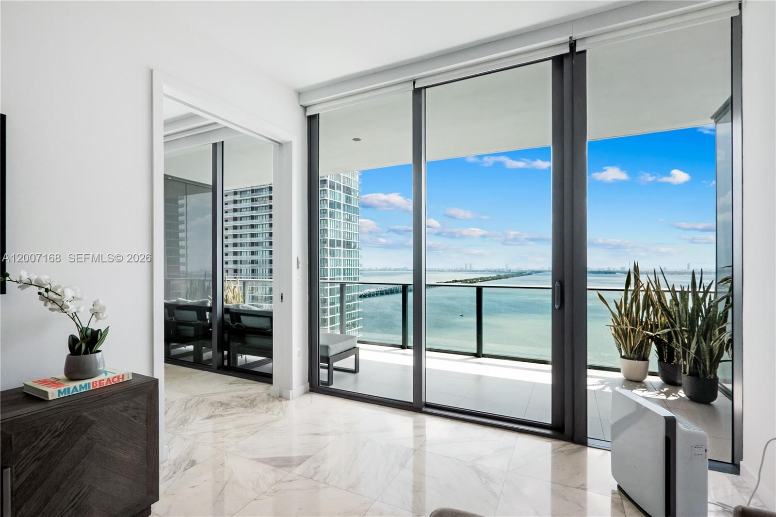 Real estate property located at 480 31st St #2405, Miami-dade, Gran Paraiso Condo, Miami, FL