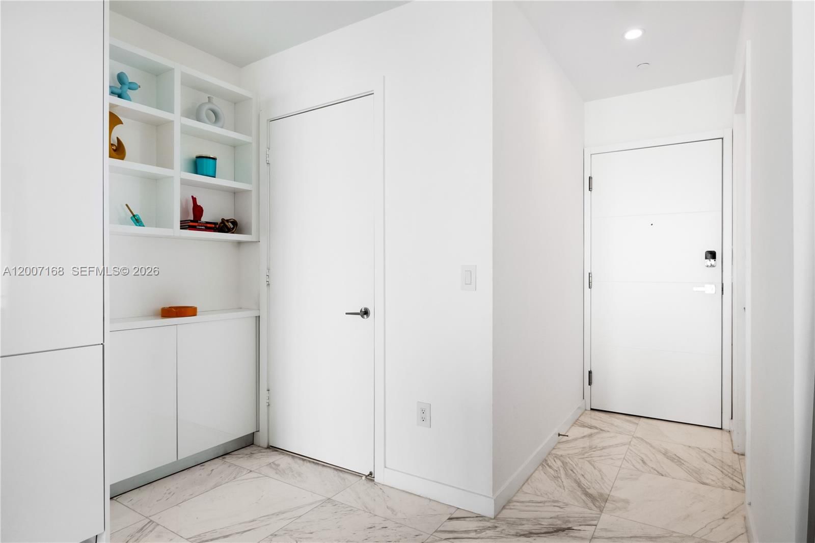 Real estate property located at 480 31st St #2405, Miami-dade, Gran Paraiso Condo, Miami, FL