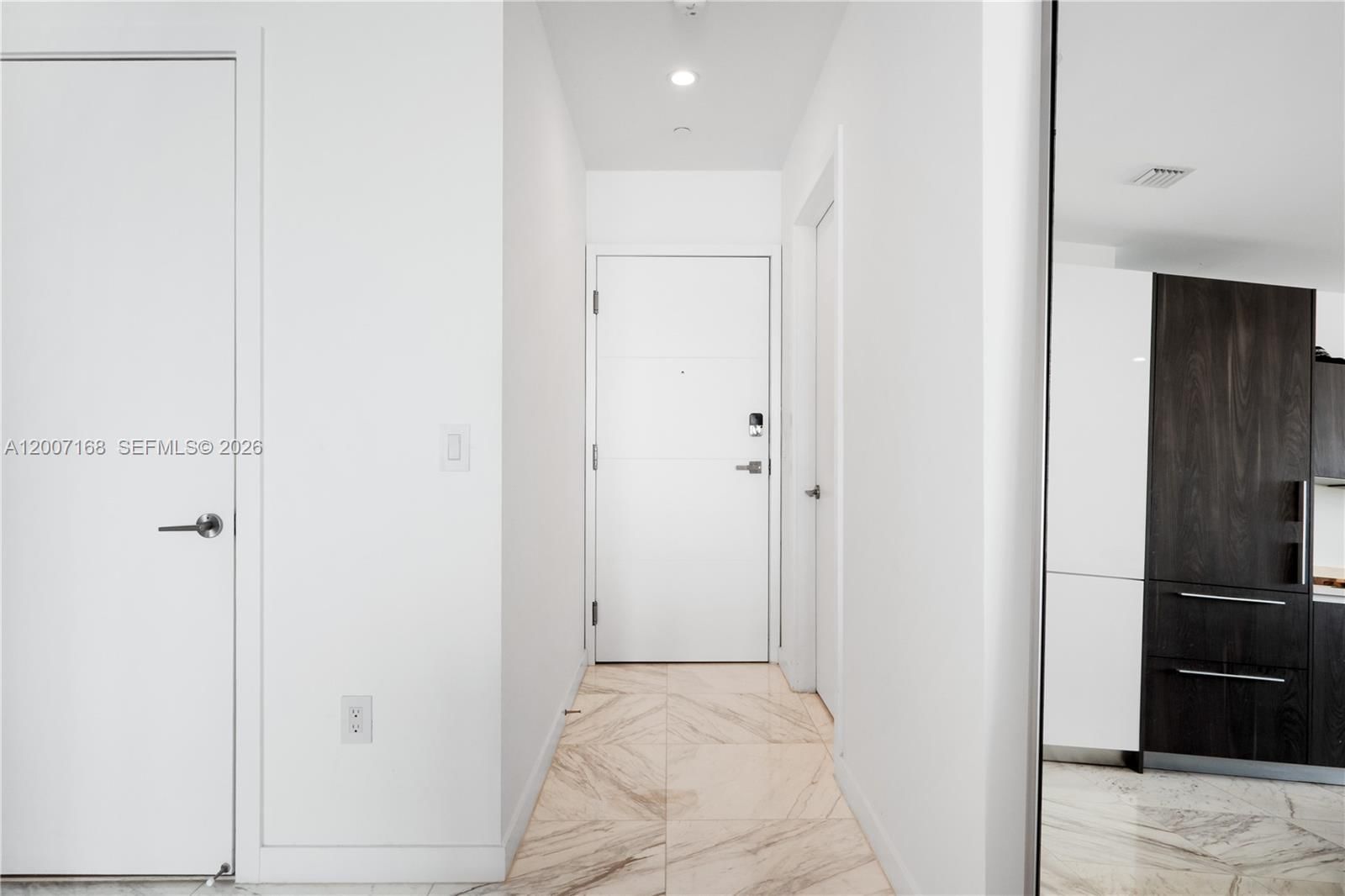 Real estate property located at 480 31st St #2405, Miami-dade, Gran Paraiso Condo, Miami, FL