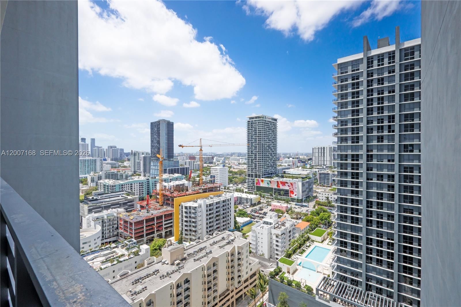 Real estate property located at 480 31st St #2405, Miami-dade, Gran Paraiso Condo, Miami, FL