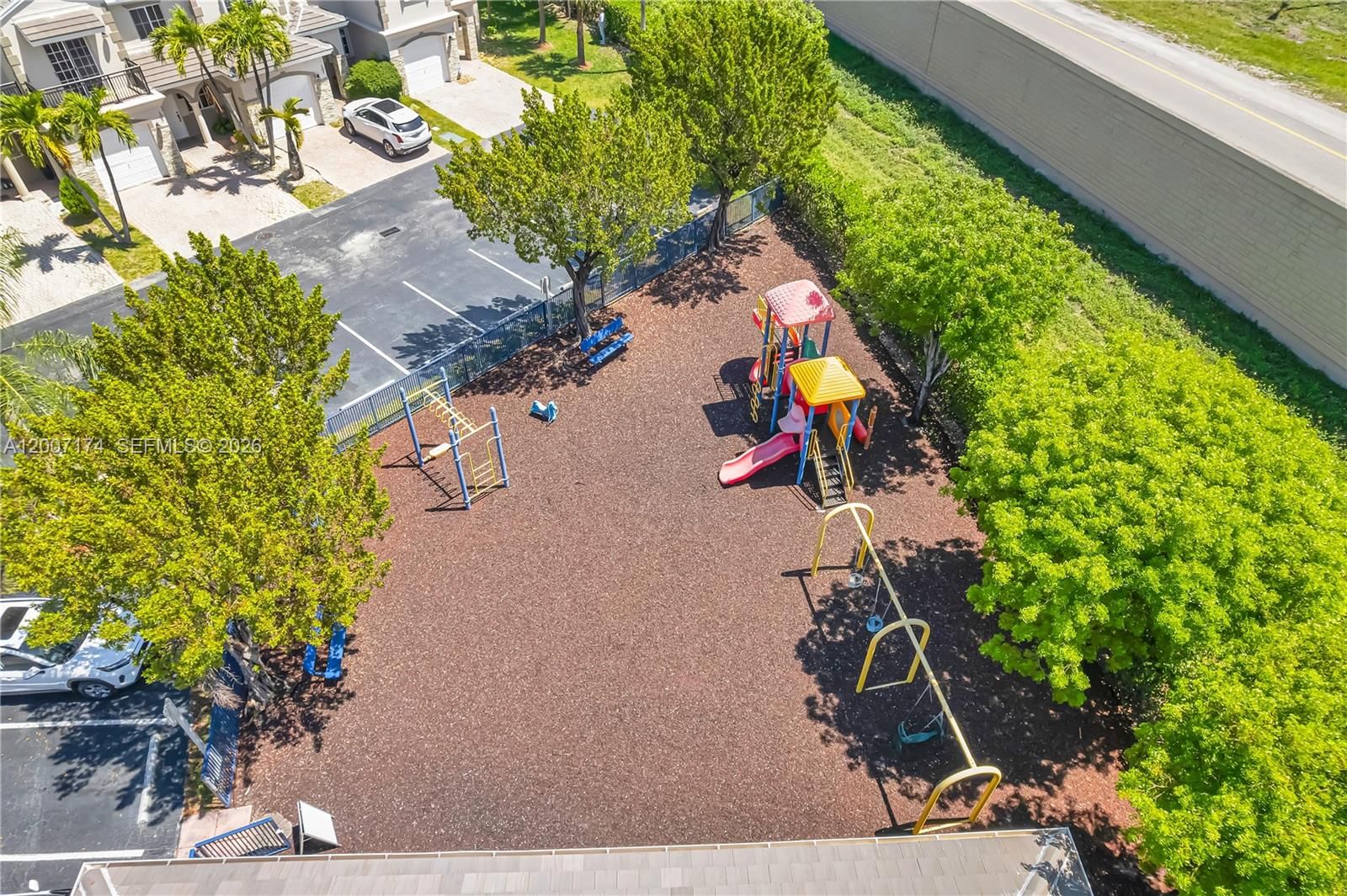 Real estate property located at 8331 124th Ave #105-14, Miami-dade, Kendall Village Townvilla, Miami, FL