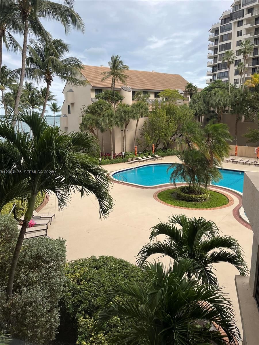 Real estate property located at 540 Brickell Key Dr #1809, Miami-dade, Brickell Key Ii Condo, Miami, FL